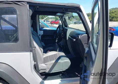 2008 Jeep Wrangler X from USA, damaged, VIN 1J4FA24138L619086